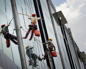 建筑外墙清洗 专业服务与透明报价全解析