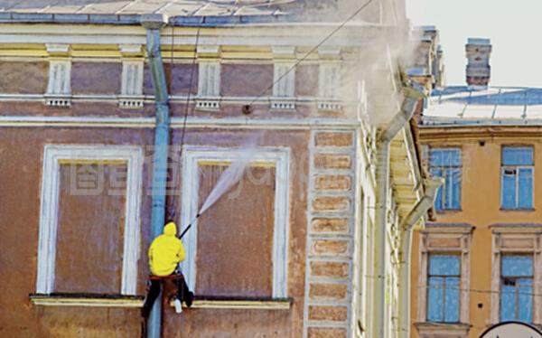 守护城市容颜的隐形英雄——建筑物清洁服务人员